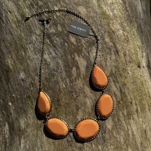 Cookie Lee Bib Necklace Womens OS Peach NEW Gold Tone Faceted Statement 11688